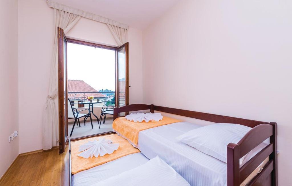 Port Adria Apartments Kamenari Exterior foto